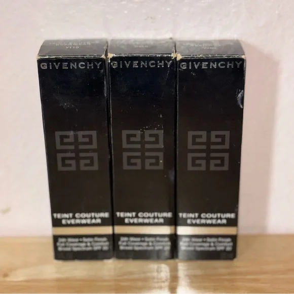 Givenchy Teint Couture Everwear Foundation Trio Y110, P110, Y200 - Picture 6 of 11